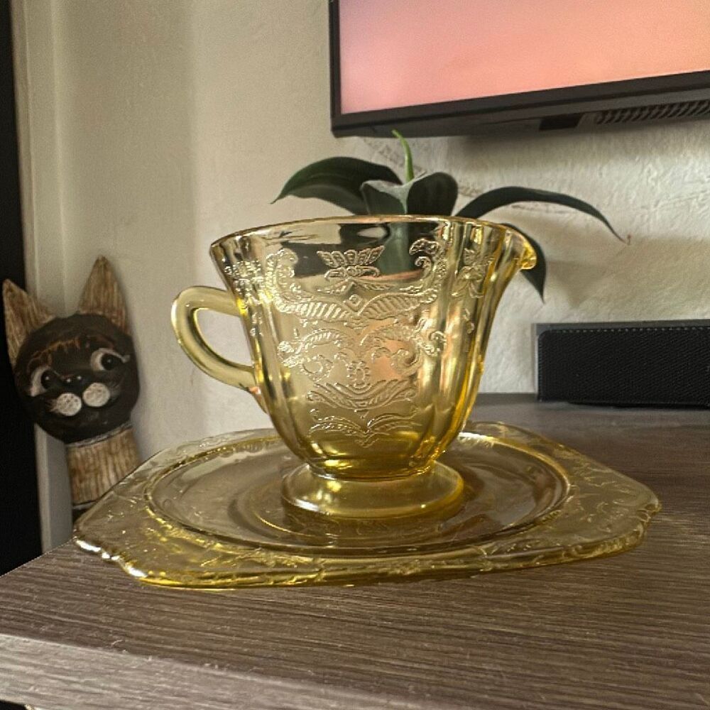 Vintage Federal Glass Yellow Depression Glass Creamer & saucer vintage glass